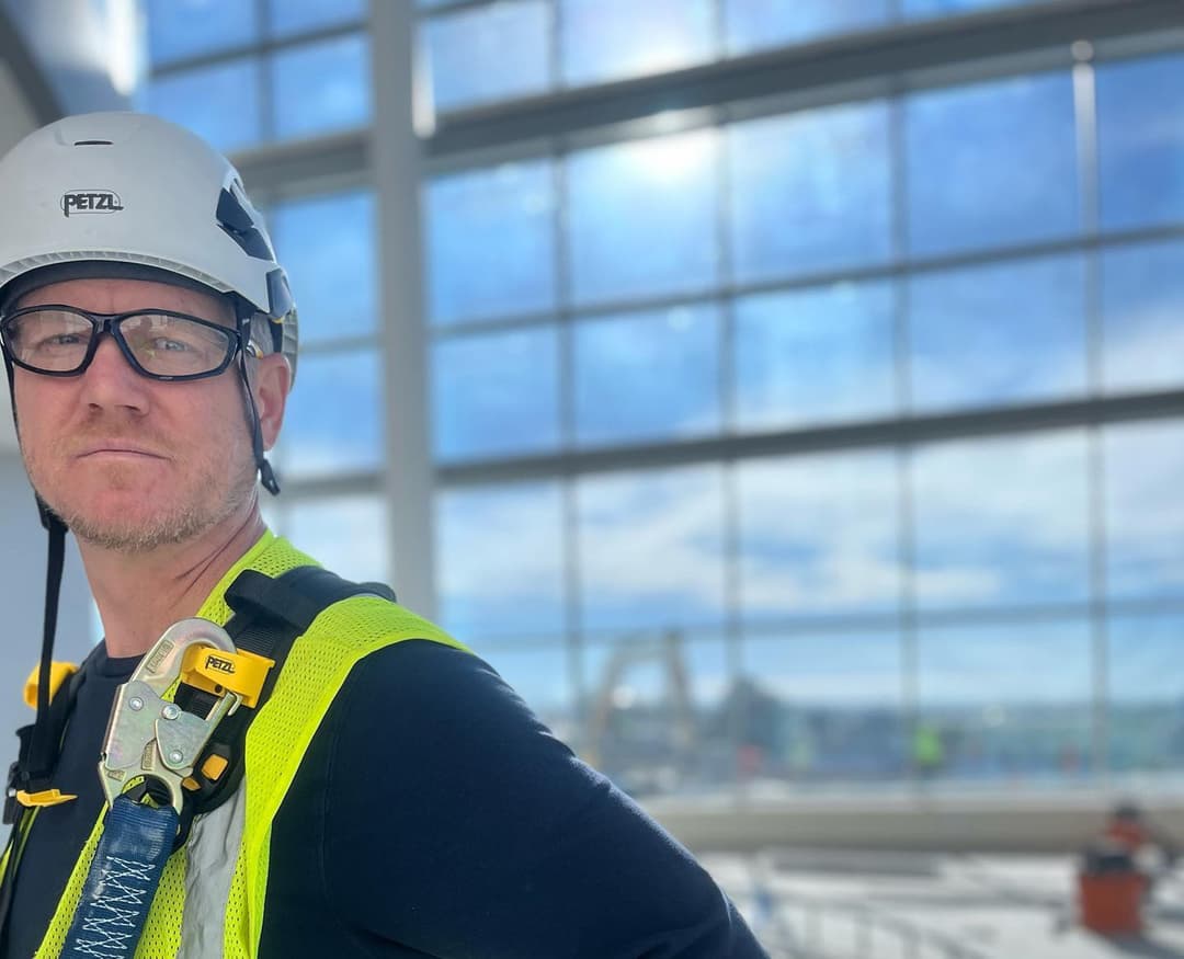 About Vertical Window Cleaning