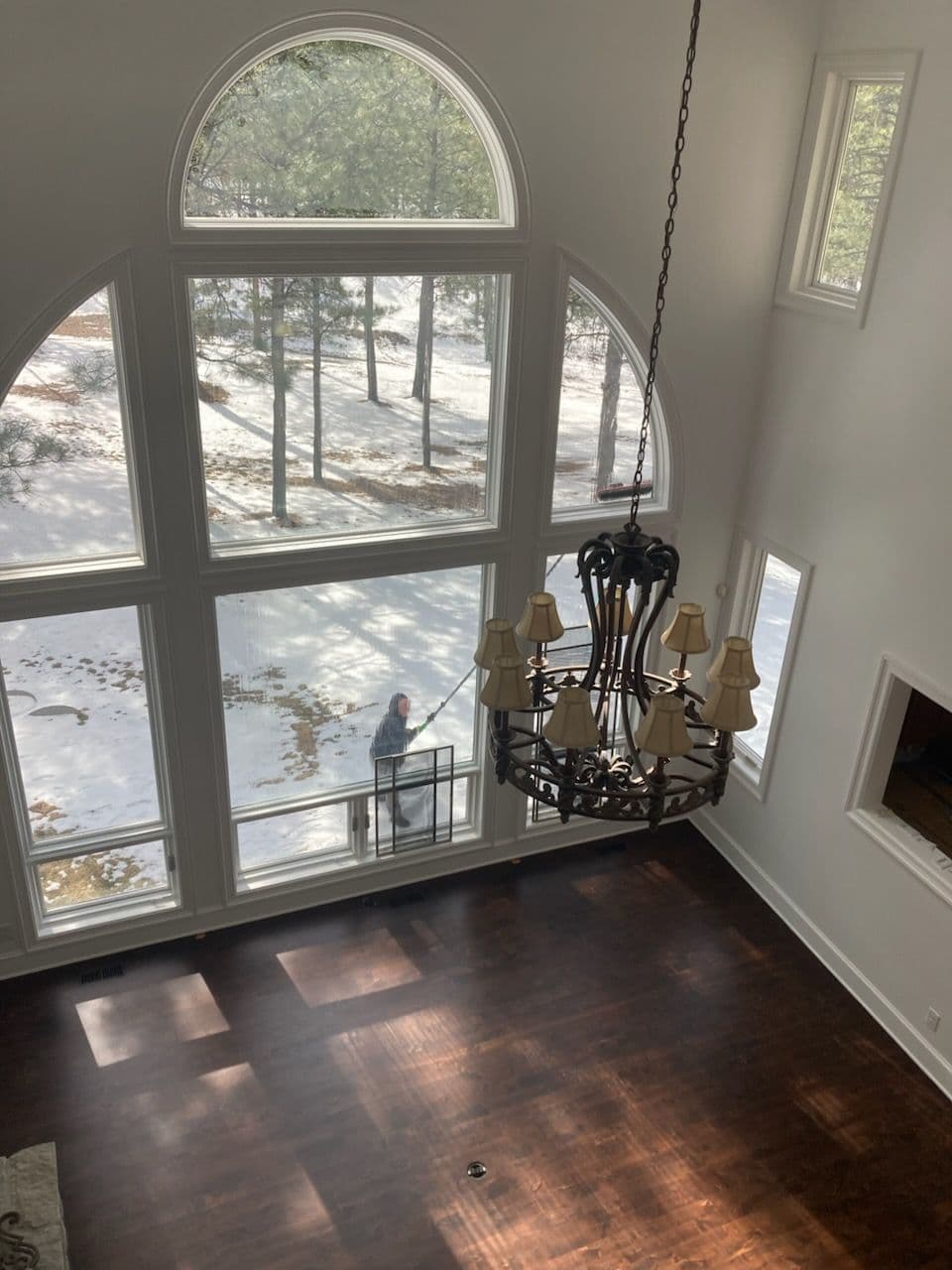 Project Vertical Window Cleaning During Winter image